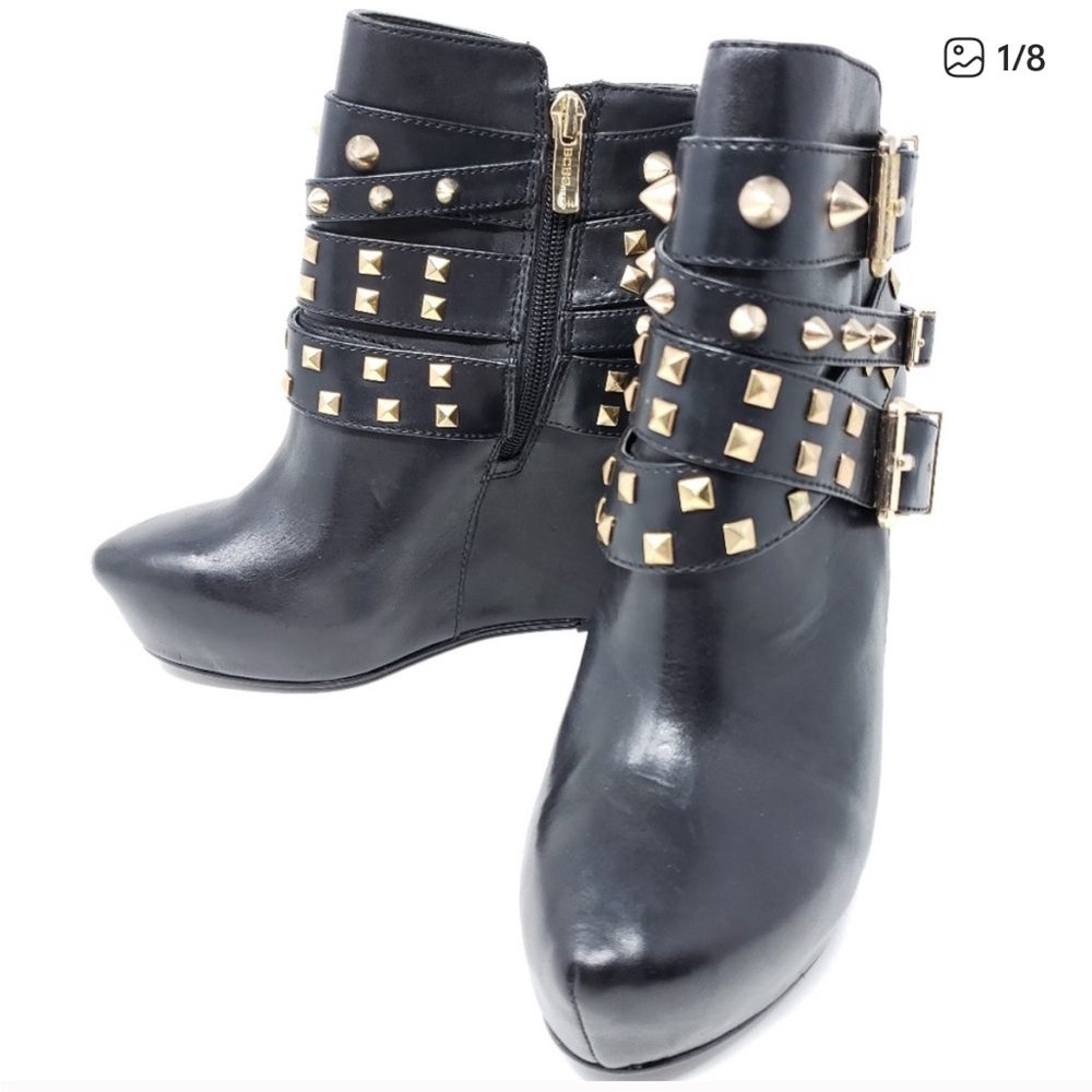 BCBGeneration Aspen Black Leather Moto Stud Spiked Platform Ankle Boots size 9.5